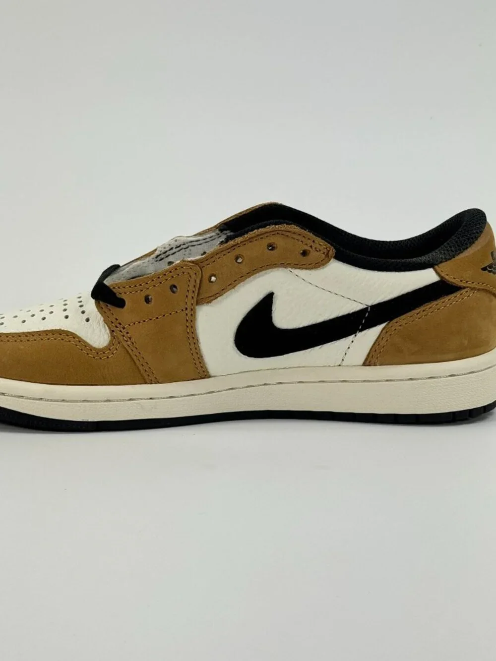 Air Jordan 1 Retro Low OG 'Rookie of the Year' CZ0790-107 size 5 M / 6.5 W